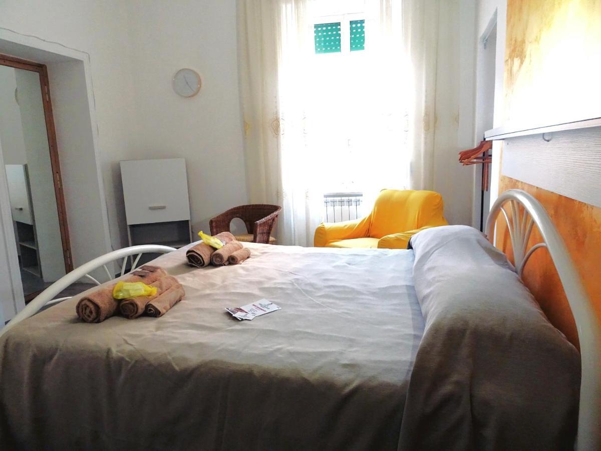 Bed & Breakfast A Capua Adiacente Al Duomo - Il Vicolo Kültér fotó